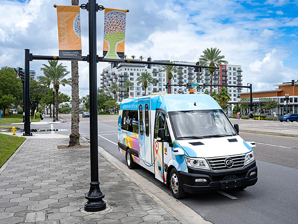 JTA Brings Autonomous Vehicles to Brooklyn, Offering Free Lunch Service for Residents and Workers in the Area