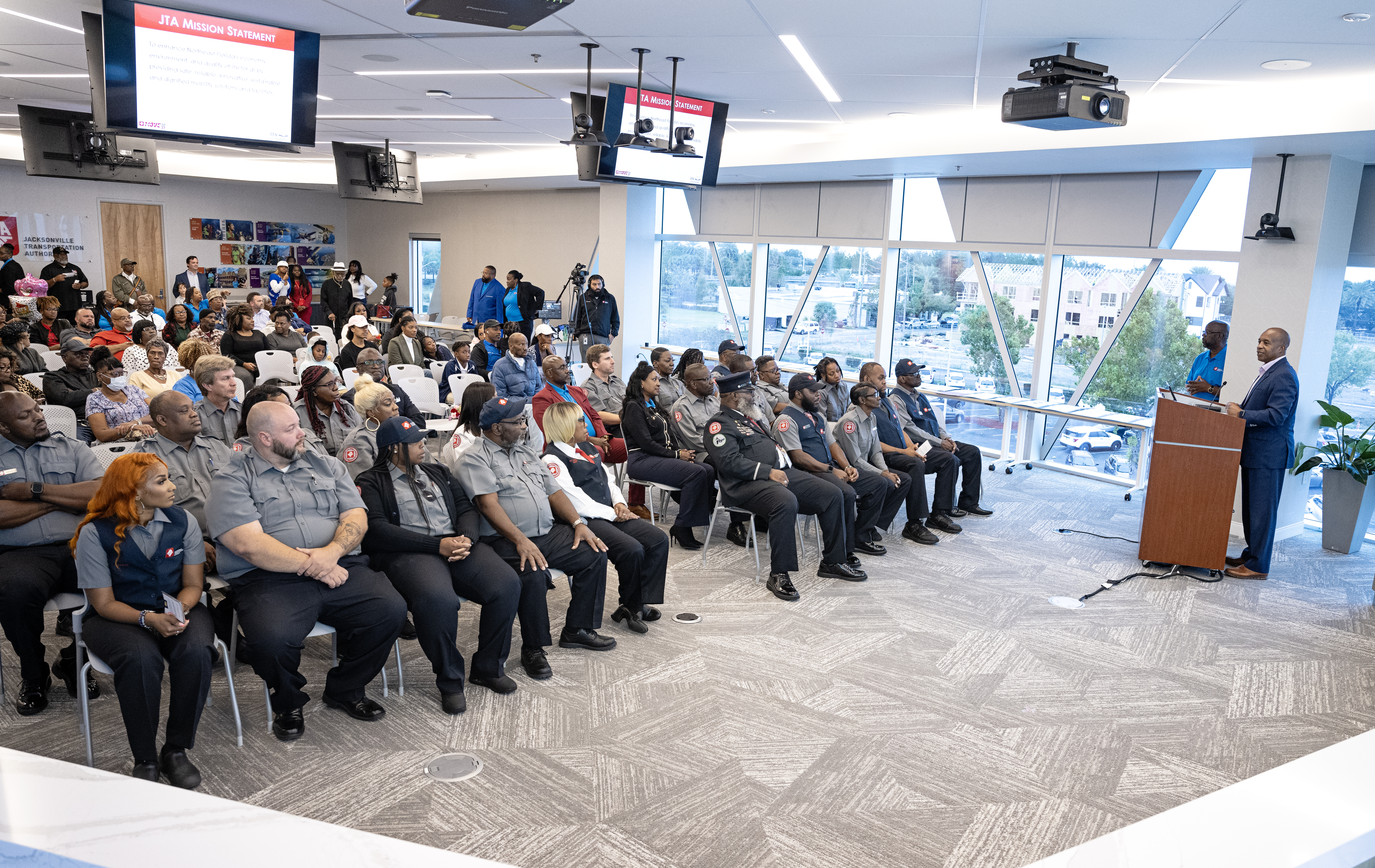 Jacksonville Transportation Authority Overcomes Workforce Challenges