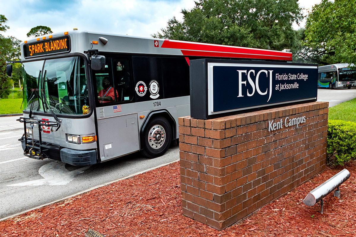 JTA Signs Innovative Agreement With FSCJ