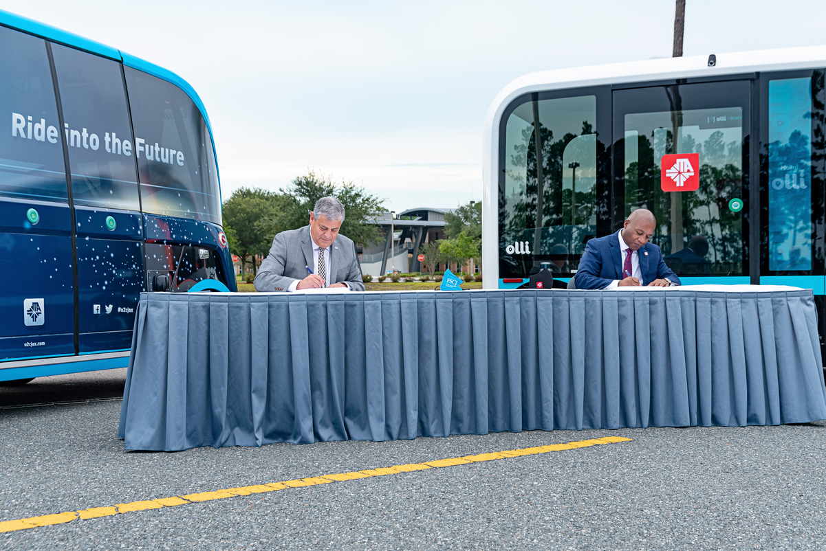 JTA, FSCJ Sign Agreement to expand Autonomous Vehicle program